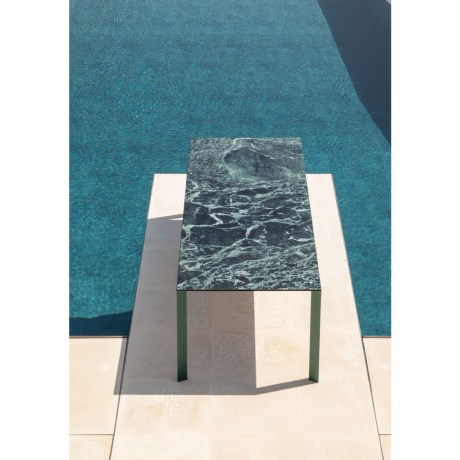 Akashi-table-for-outdoor-use-green-ceramic-top