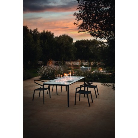 push-trapezaria-faghtou-exoterikou-xorou-italikh-anoigomeni-1740069984