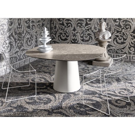 trapezi-outdoor-stroggylo-rotonta-me-keramiko